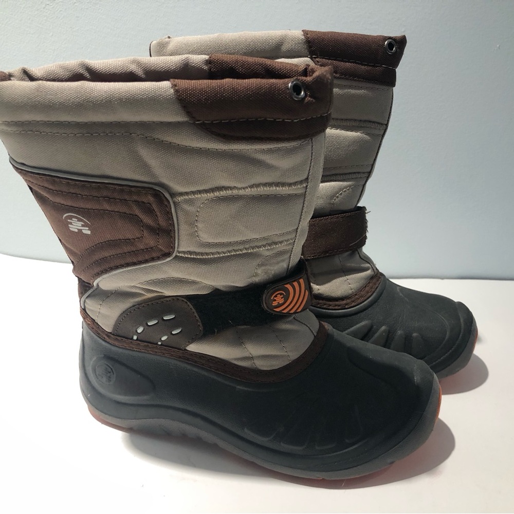 Kamik 3 boys brown snow boots